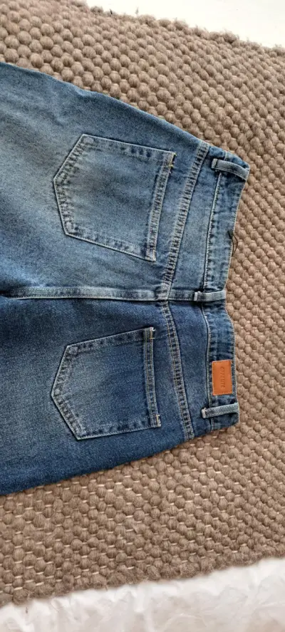 Jeans de mezclilla azul talla 40 - miniatura 3