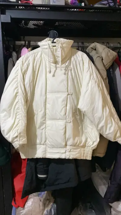 Chaqueta acolchada blanca unisex de invierno - miniatura 1