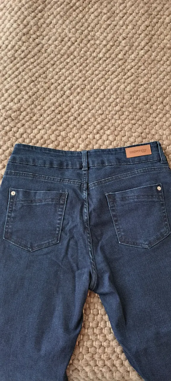Jeans azul oscuro - 1