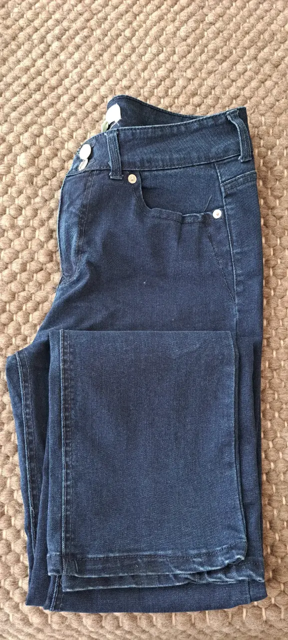 Jeans azul oscuro - 4