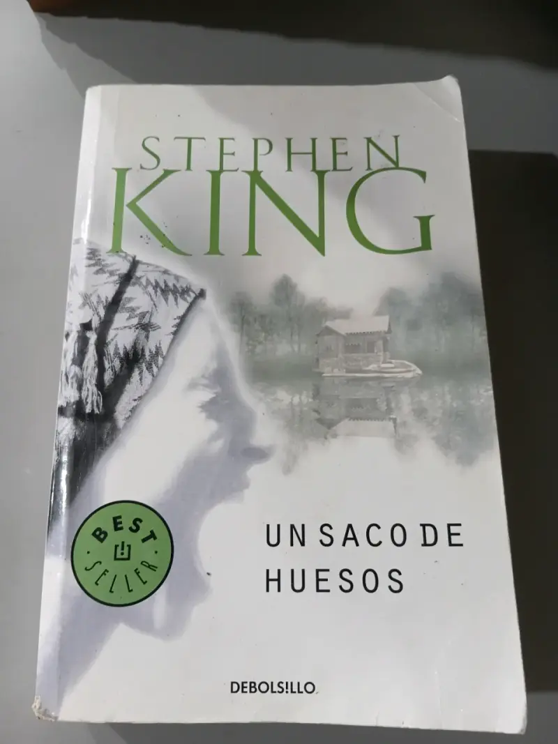 Libro 'Un Saco de Huesos' de Stephen King