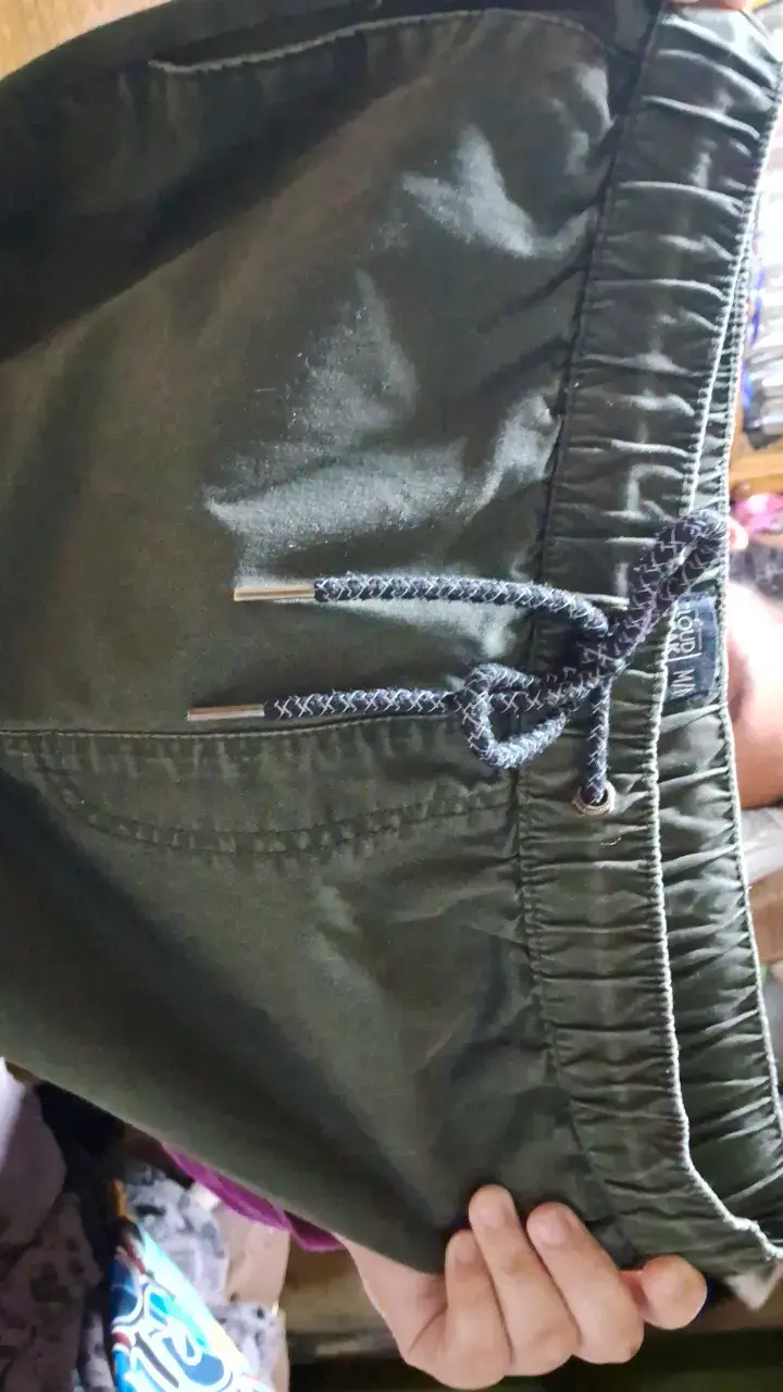 Pantalones largos cargo verde militar para hombre - 2