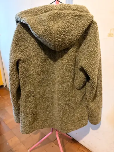 Chaqueta de lana con capucha para mujer - miniatura 6