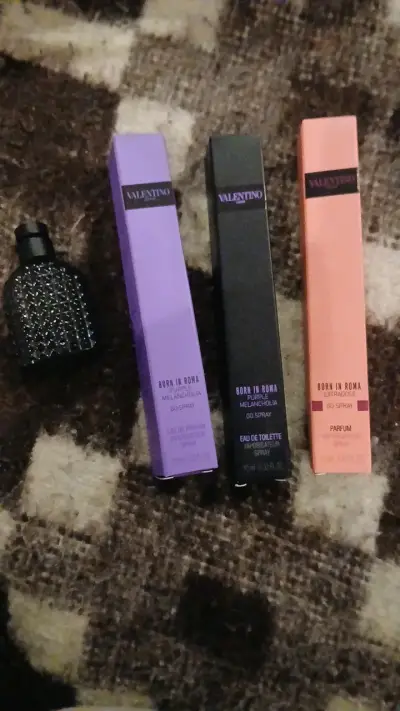 Set de perfumes Valentino Born in Roma - miniatura 1