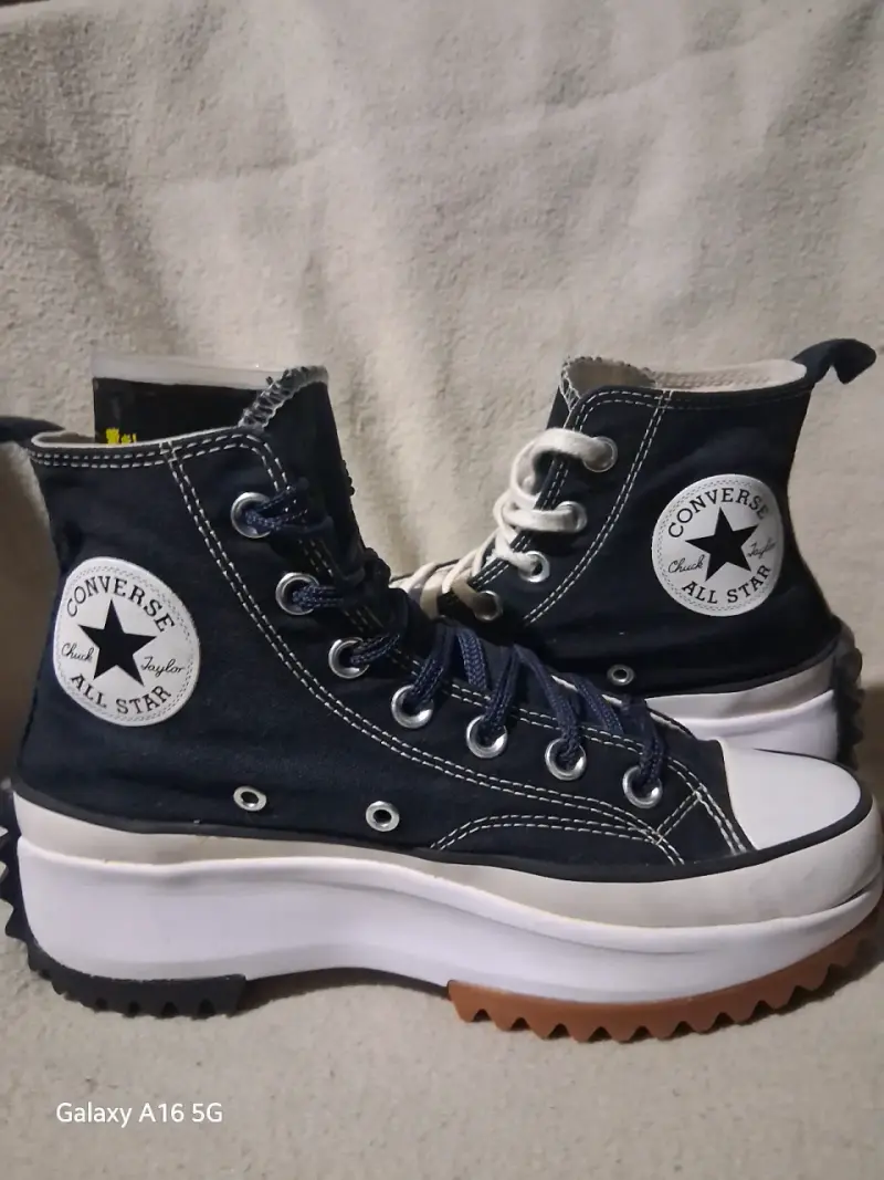 Zapatillas Converse Chuck Taylor All Star negras - 1