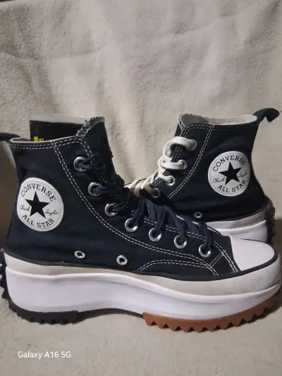 Zapatillas Converse Chuck Taylor All Star negras - miniatura 1
