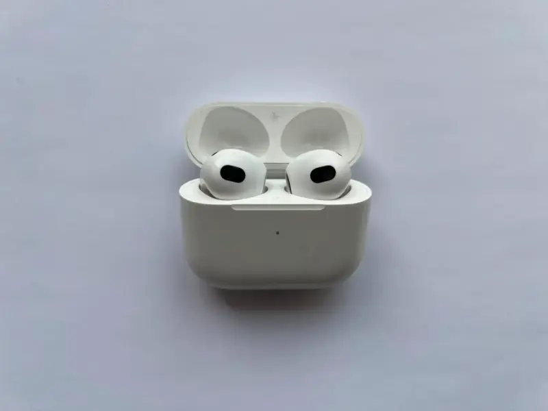 AirPods 3ª Generación Originales – Buen estado - 5