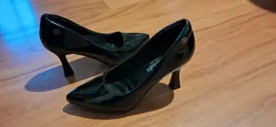 Zapatos de tacón negro Chalada talla 36 - miniatura 2
