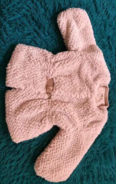 Chaqueta infantil acolchada con estrellas - miniatura 2