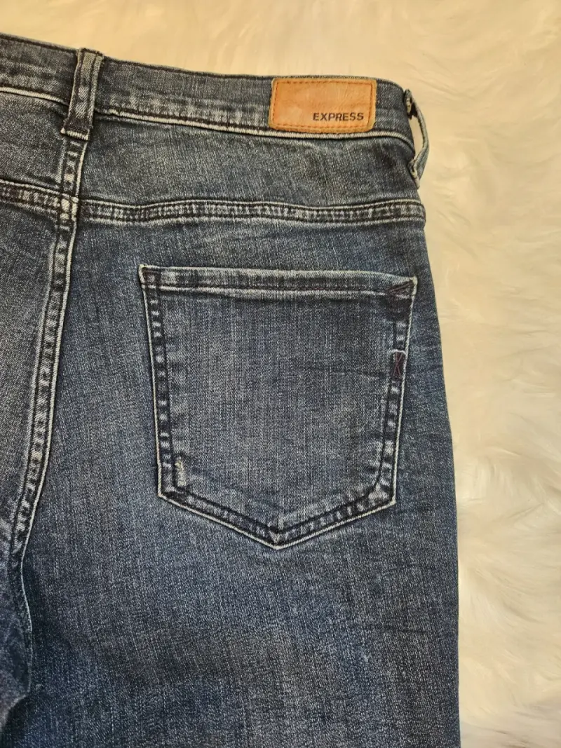 Jeans de mezclilla azul Express para mujer - 6