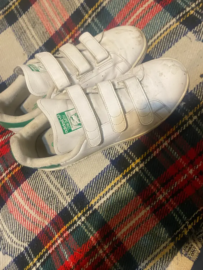 Zapatillas blancas Adidas Stan Smith con velcro