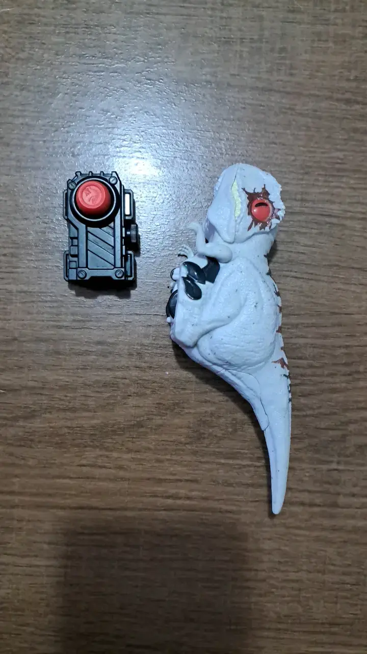 Dinosaurio a control remoto - 1