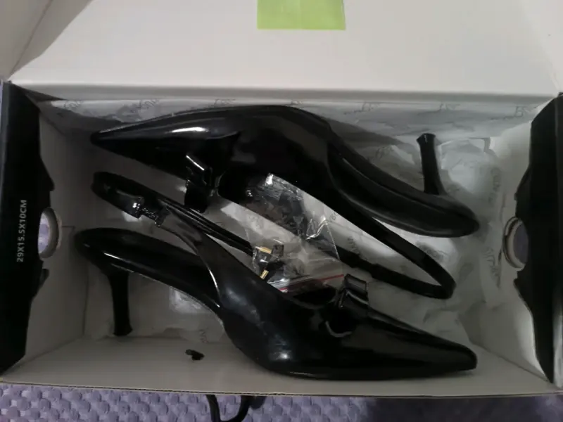 Zapatos de tacón negro con lazo Marquis - 2