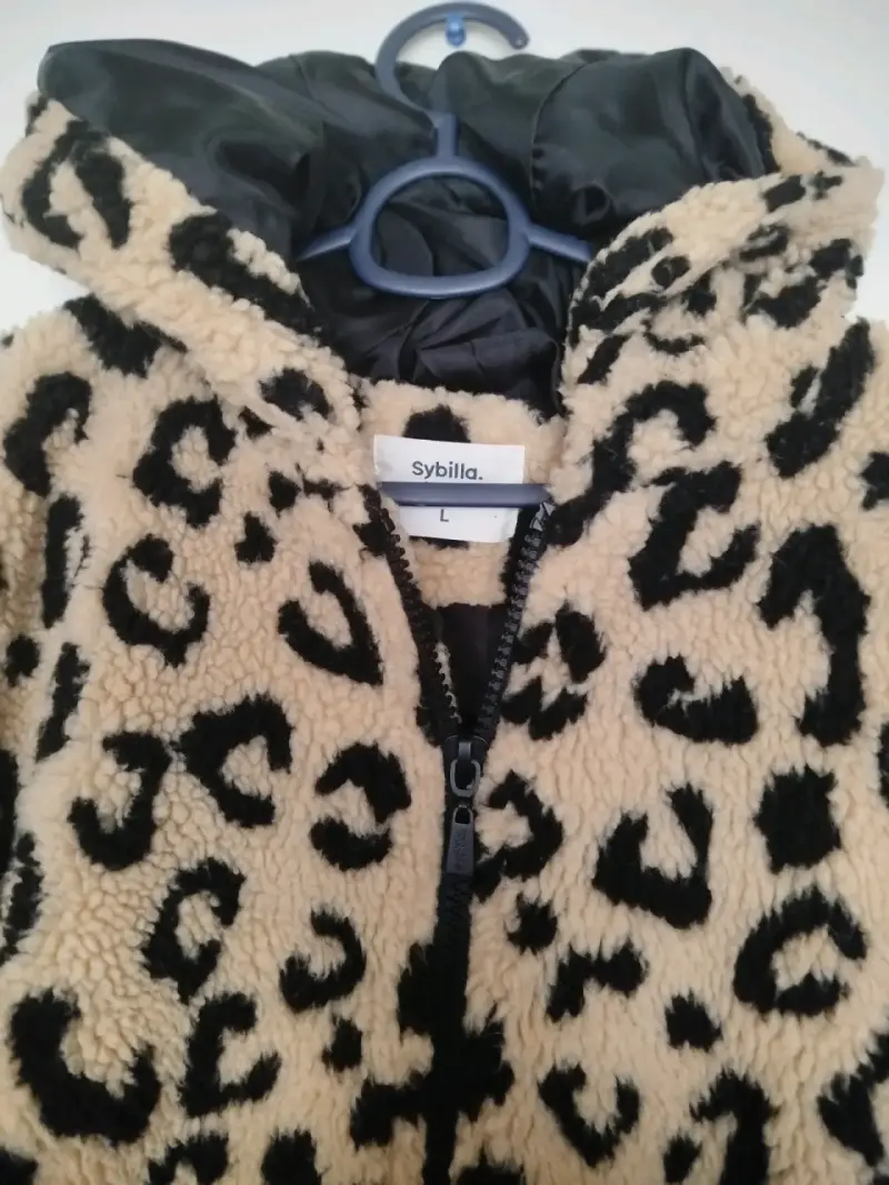 Abrigo de felpa con estampado animal print Sybilla - 4