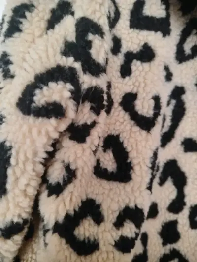 Abrigo de felpa con estampado animal print Sybilla - miniatura 5