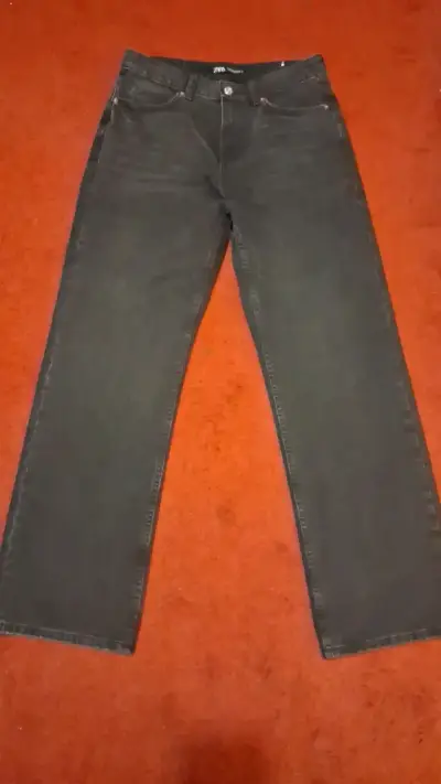 Jeans negros de Mujer Zara. Nuevo sin uso. - miniatura 1