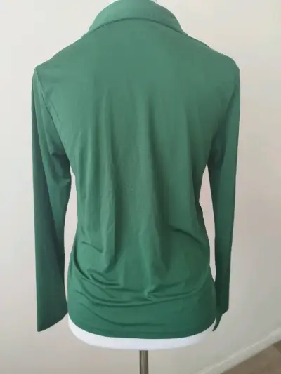 Blusa verde de manga larga para mujer - miniatura 2