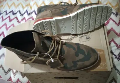 Botines de camuflaje para hombre estilo casual - miniatura 3
