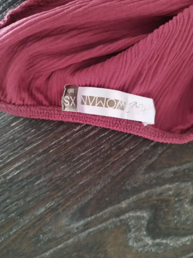 Blusa sin mangas color burdeos talla XS - 2