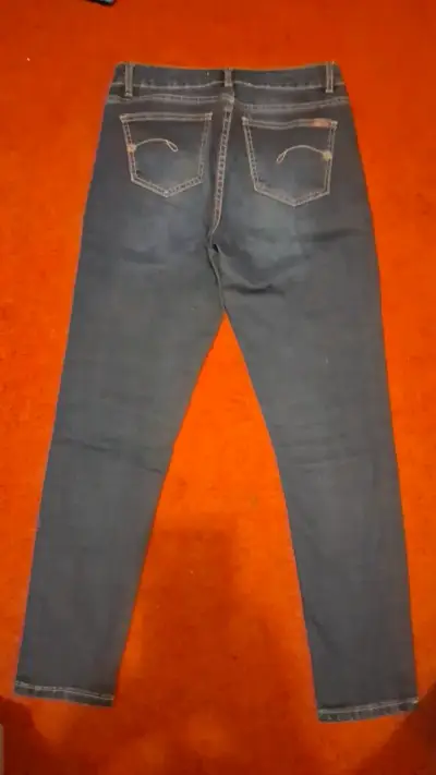Jeans azul oscuro para mujer. REGATTA - miniatura 2