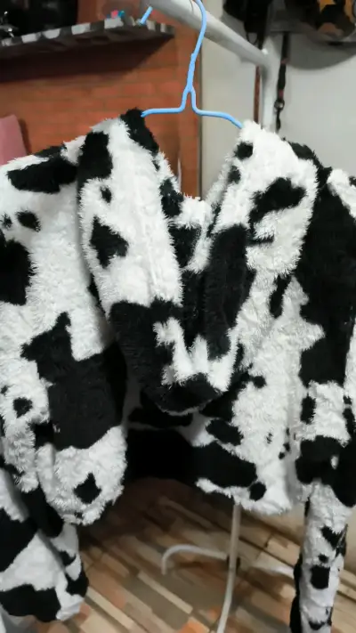 Chaqueta de felpa con estampado de vaca - miniatura 2