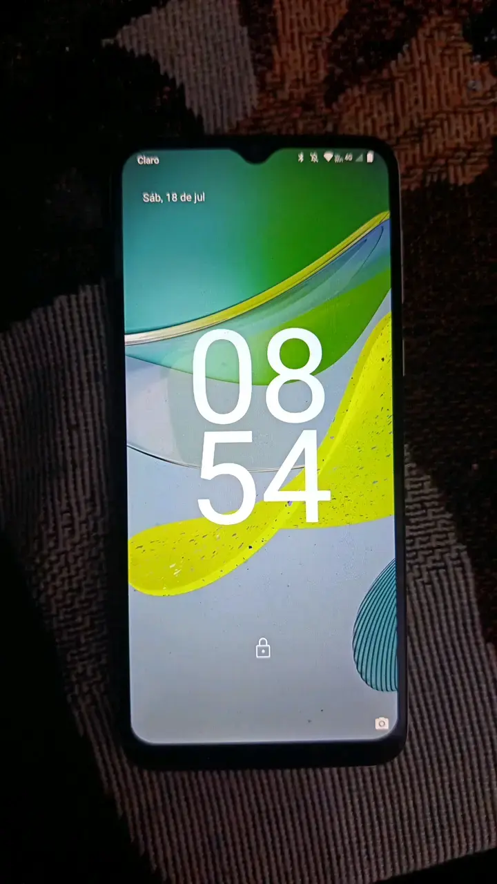 Celular Motorola e13 - 1