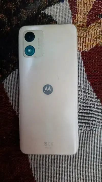 Celular Motorola e13 - miniatura 2