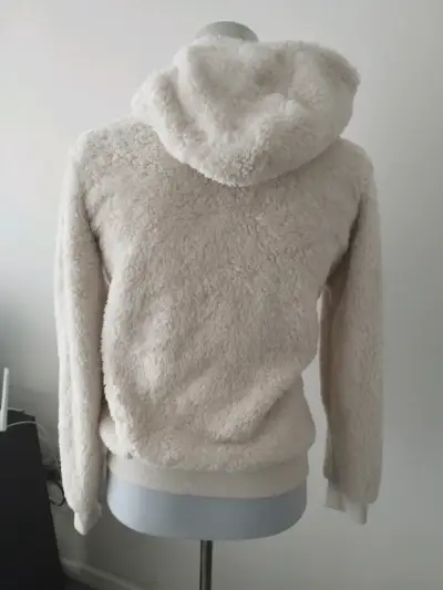 Chaqueta de felpa con capucha beige - miniatura 2