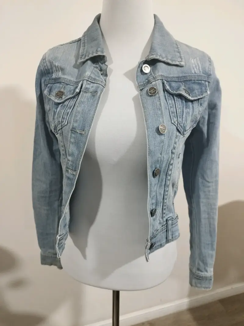 Chaqueta de mezclilla azul claro para mujer - 1