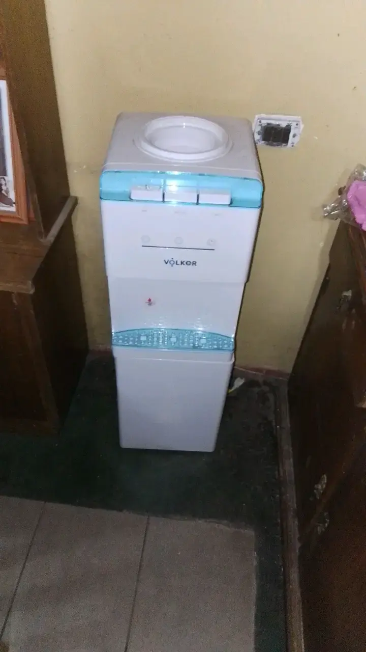 Dispensador de agua Volker con enfriador - 1