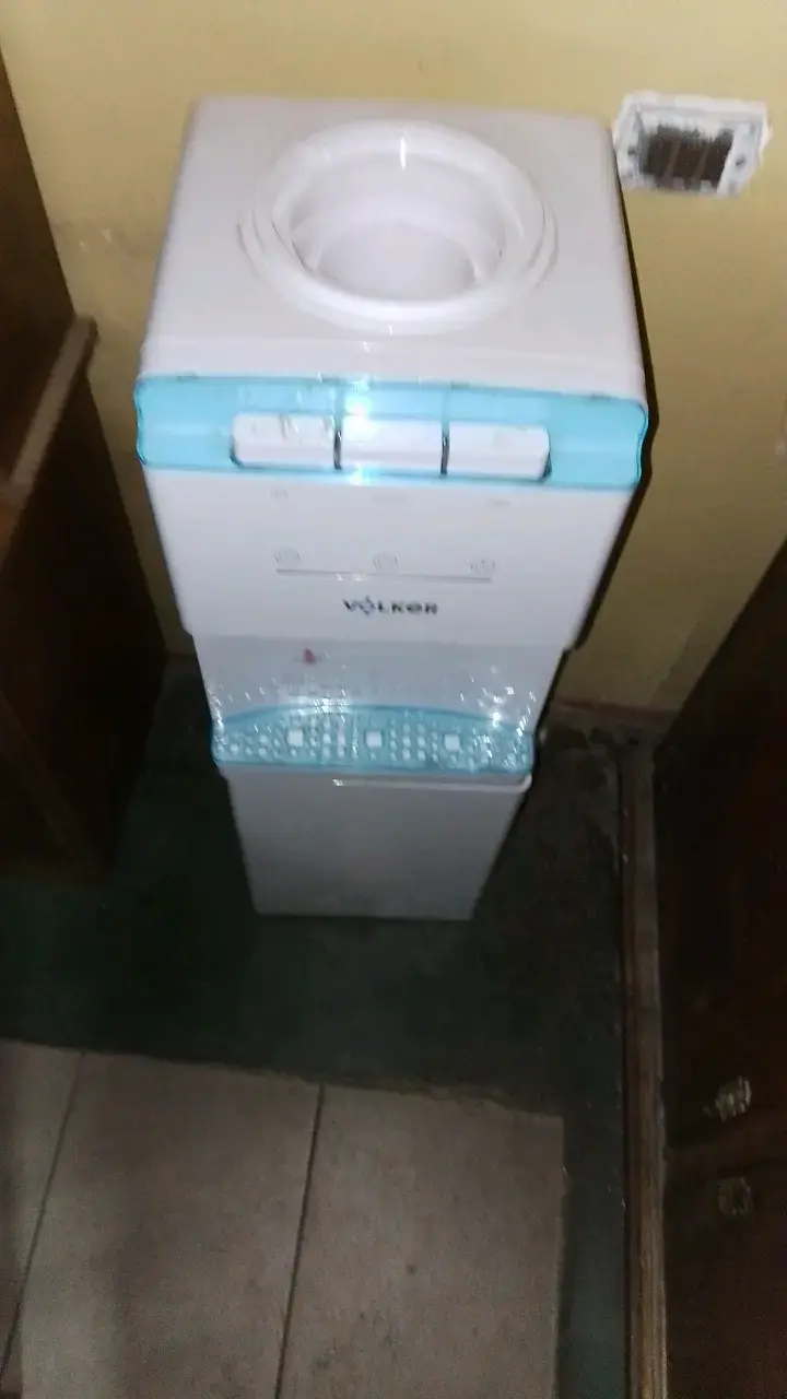 Dispensador de agua Volker con enfriador - 3