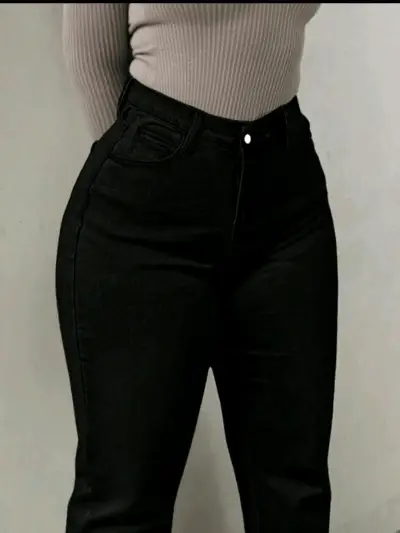 Pantalones negros de tiro alto para mujer - miniatura 1