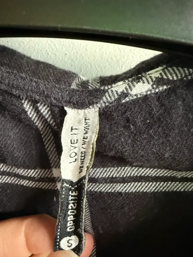 Camisa de cuadros negra con cordones - 2
