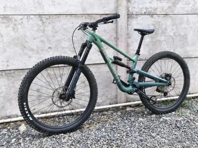 Bicicleta de enduro Polygon Colosus N7 - miniatura 2