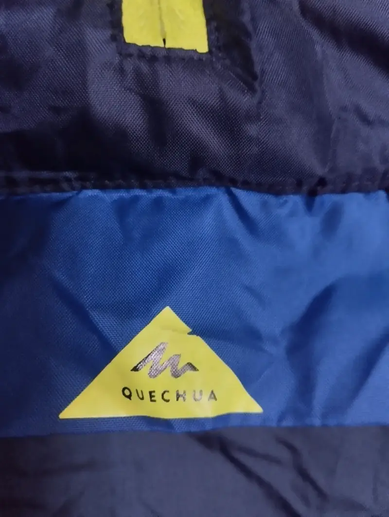 Impermeable azul con medio cierre marca Quechua - 3