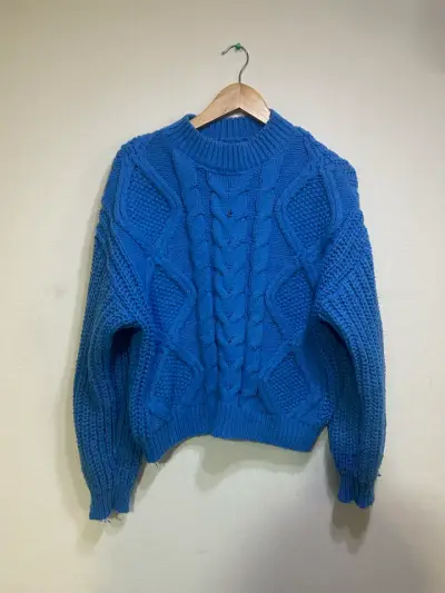 Suéter tejido azul para mujer - miniatura 1