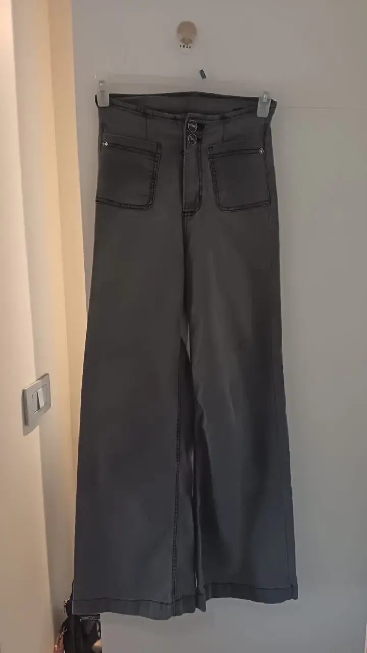 Pantalones anchos grises de mezclilla - 2