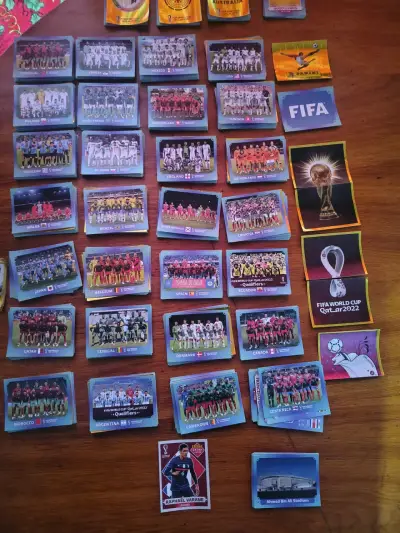 Colección de láminas del Mundial FIFA 2022 - miniatura 1