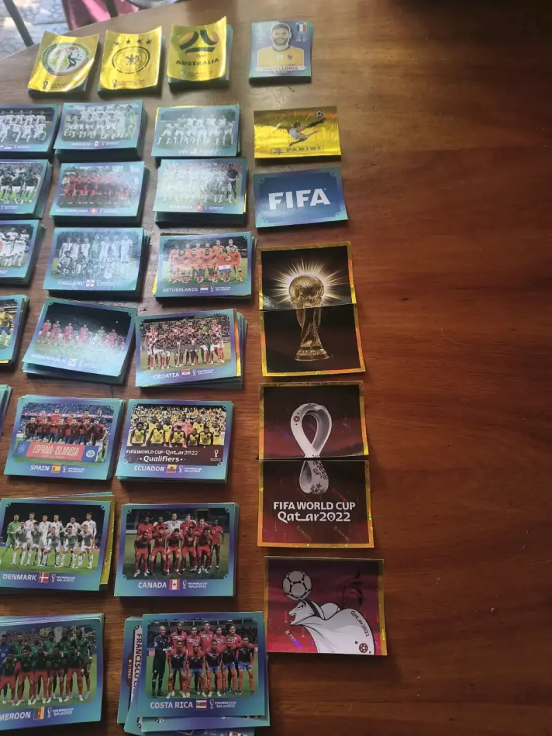 Colección de láminas del Mundial FIFA 2022 - 4