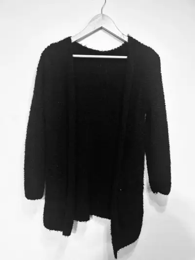 Cárdigan negro de lana para mujer - miniatura 1