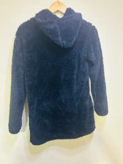 Abrigo de felpa azul con capucha para invierno - miniatura 2