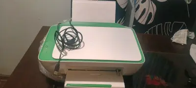 Impresora multifuncional HP DeskJet color verde - miniatura 1