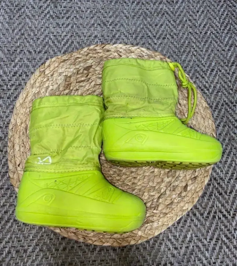 Botas de invierno para niños color verde - 2