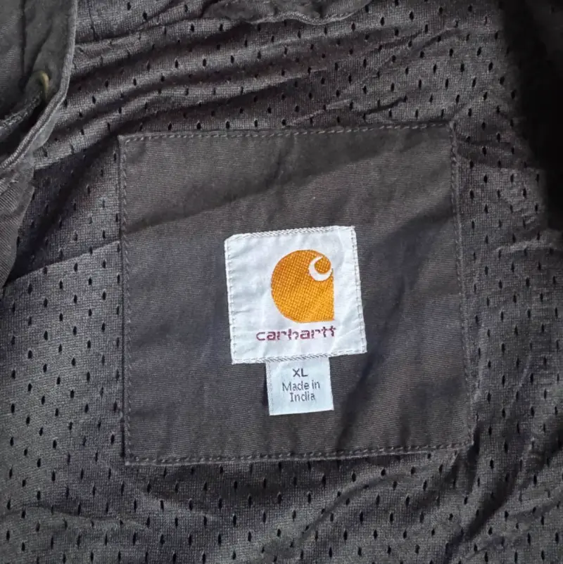 Chaqueta negra con capucha Carhartt - 3