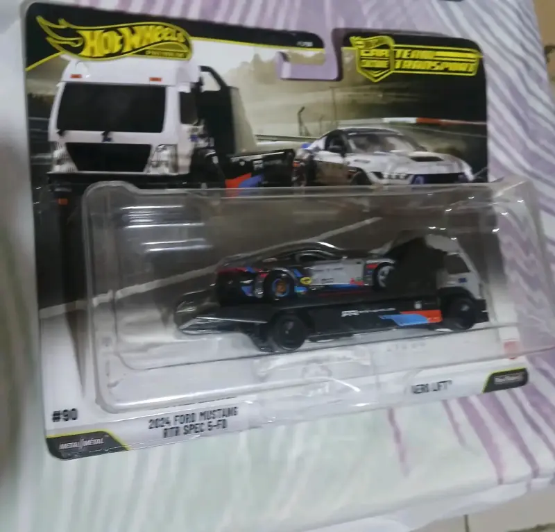 Set de autos Hot Wheels Premium Team Transport - 2