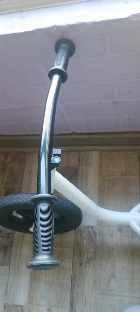Bicicleta de equilibrio infantil blanca - 5
