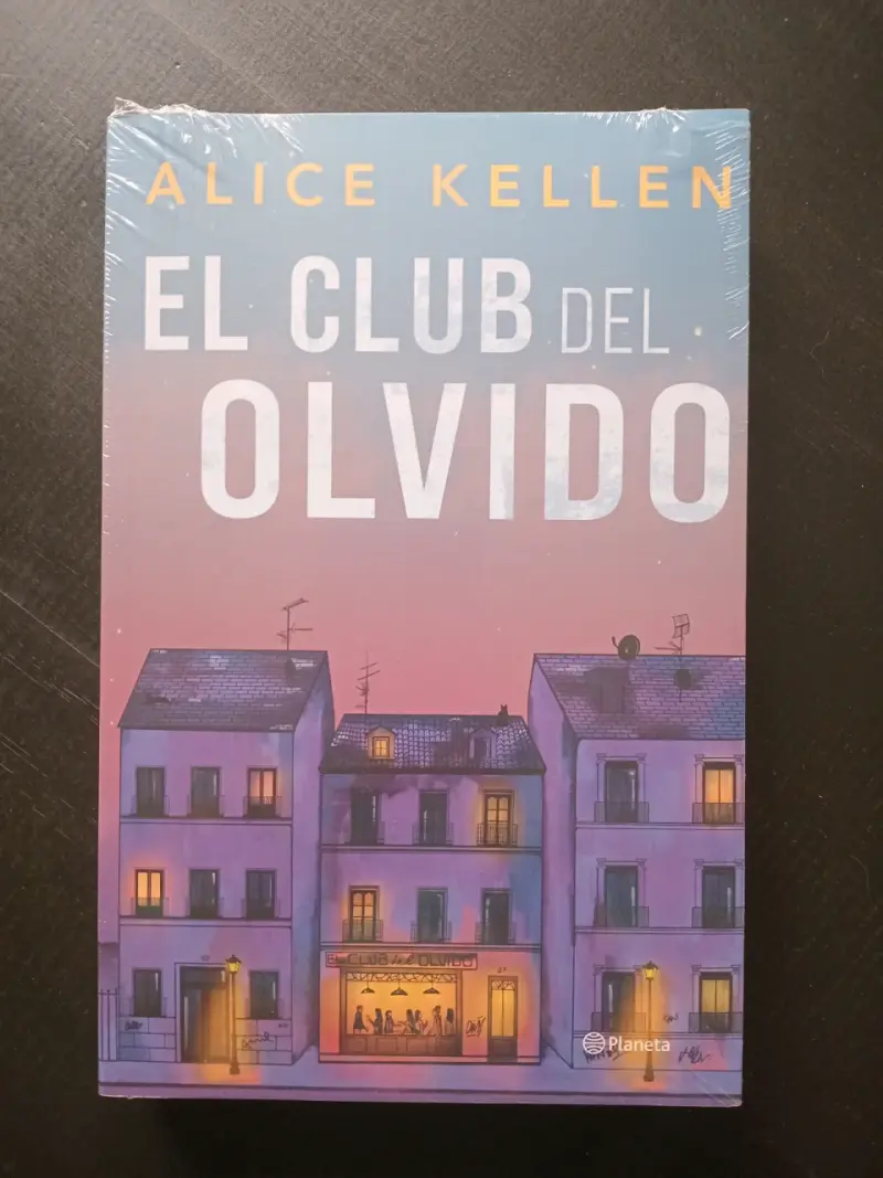 Libro 'El Club del Olvido' de Alice Kellen - 1
