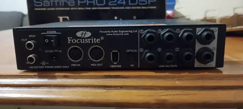 Interfaz de Audio Focusrite Saffire PRO 24 DSP - 2
