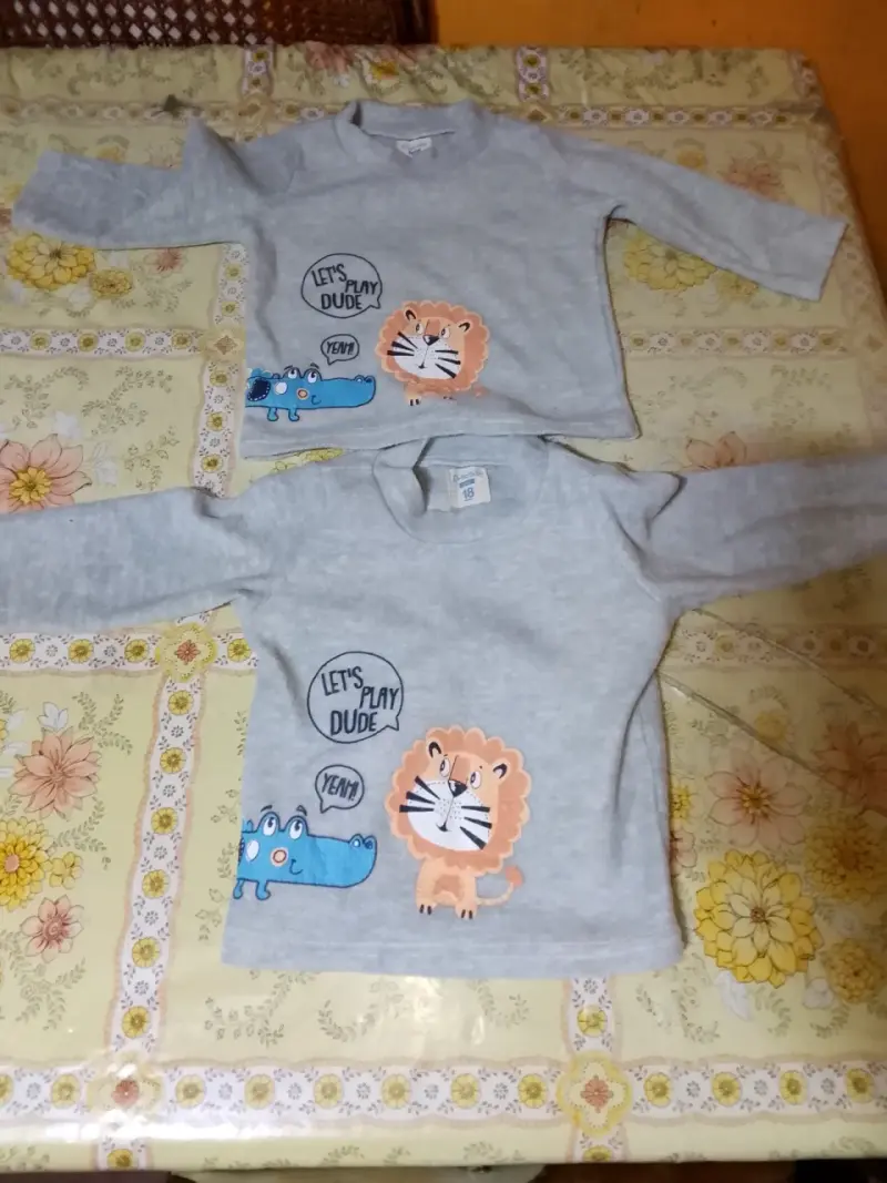 Polerones infantiles estampados de león y cocodril - 1