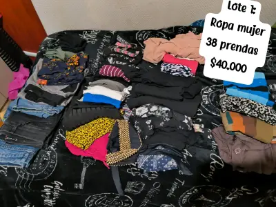 Lote de ropa mujer variada 38 prendas - miniatura 1